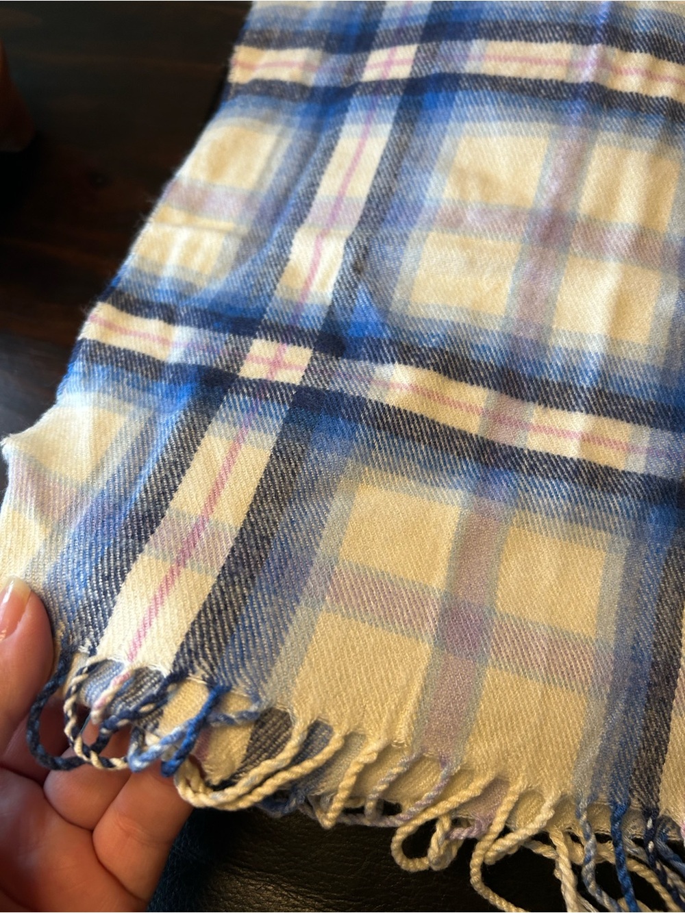 GAP Blue and Cream Plaid Lightweight Scarf - Picture 3 of 6